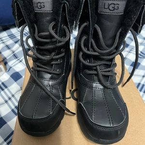 Kids Ugg snow boots-size 2
